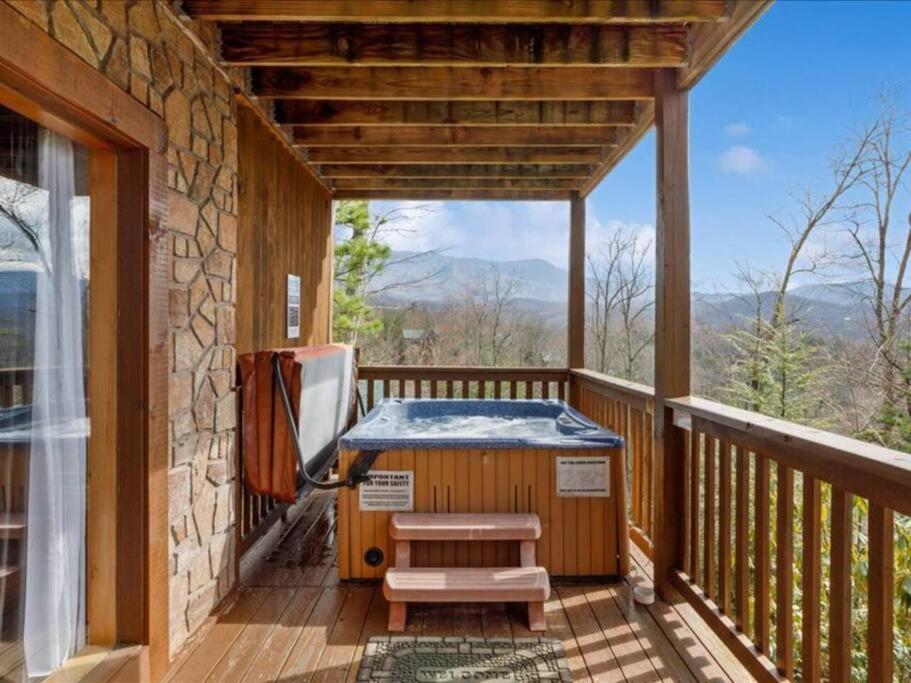 Breathtaking Views Of The Smokies, 3 Mins To Gatlinburg Villa Eksteriør bilde